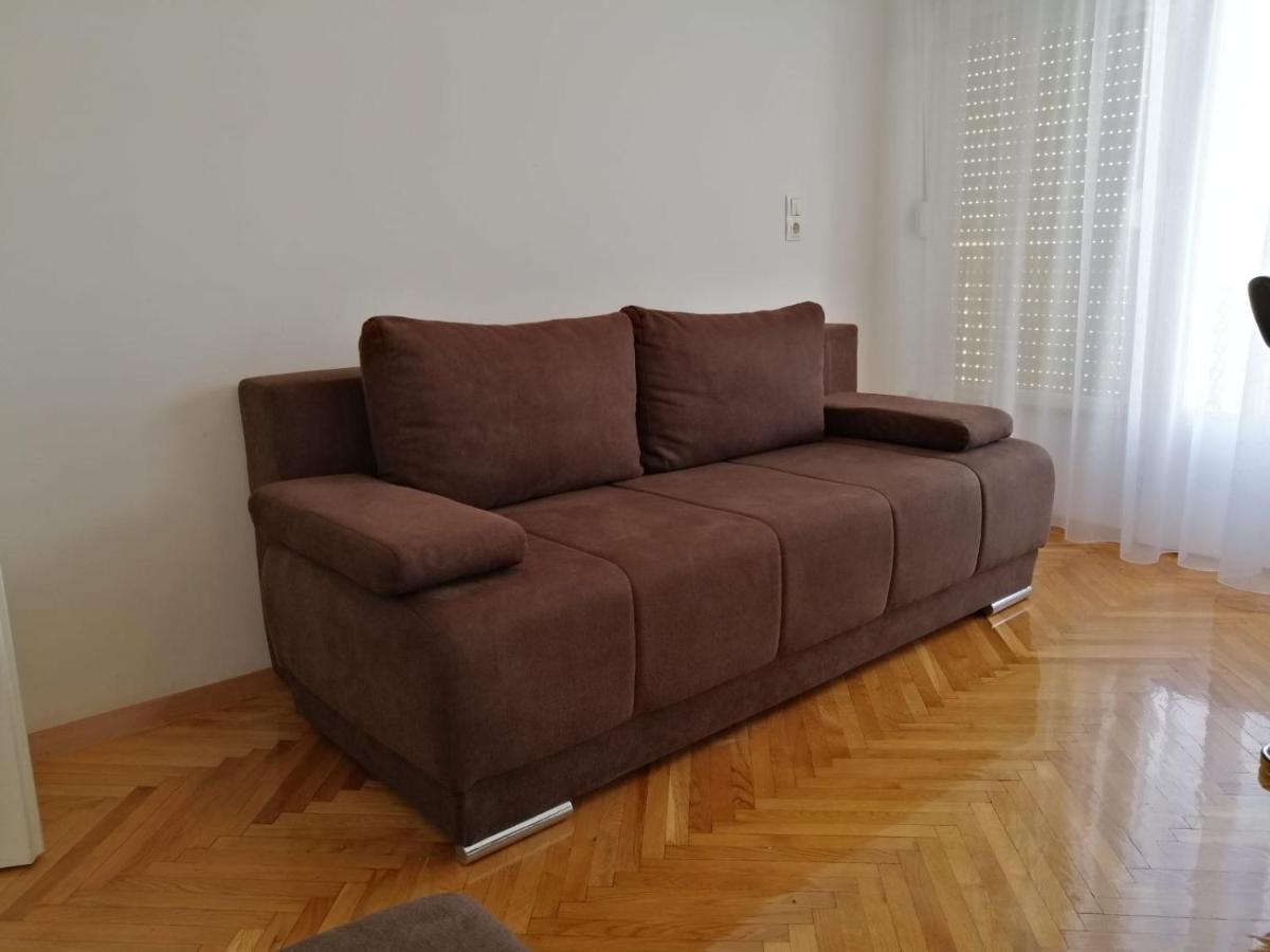 Apartments Leptiric Подстрана Екстериор снимка