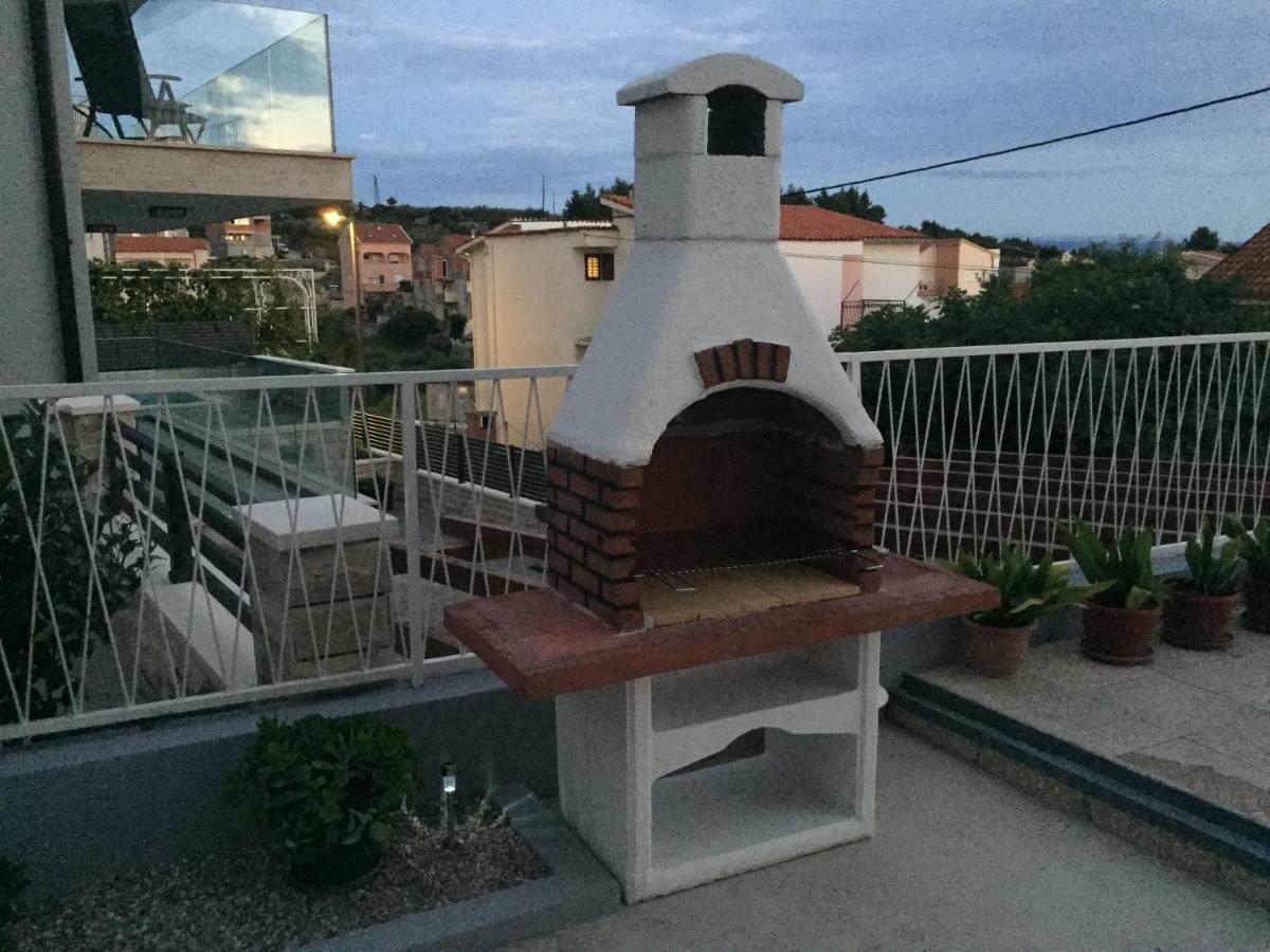 Apartments Leptiric Подстрана Екстериор снимка