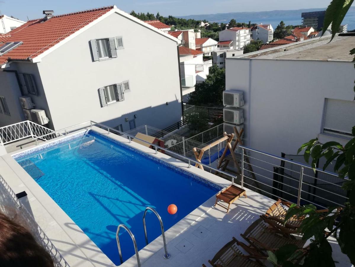 Apartments Leptiric Подстрана Екстериор снимка